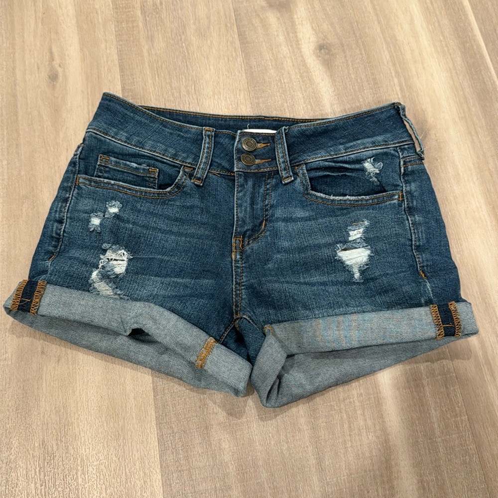 Practically new Jean shorts! Only $5!!!! Size 3